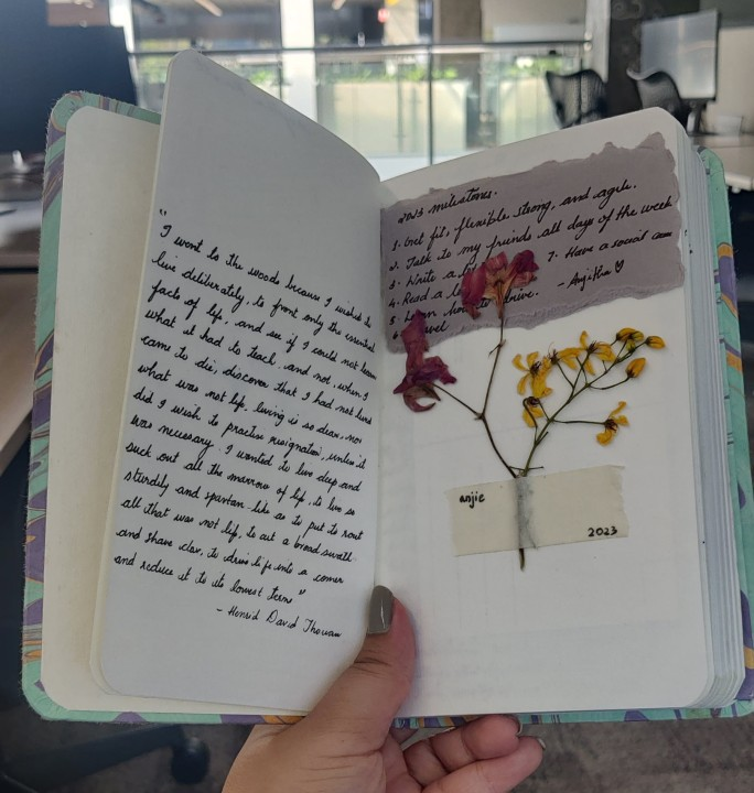 Why Handmade Notebooks Are Back: A Story of Craft, Culture & Conscious Living