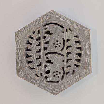 Hand-Carved Hexagonal Marble Jewellery Box · Where Rajasthan's Stone Legacy Holds Your Treasures