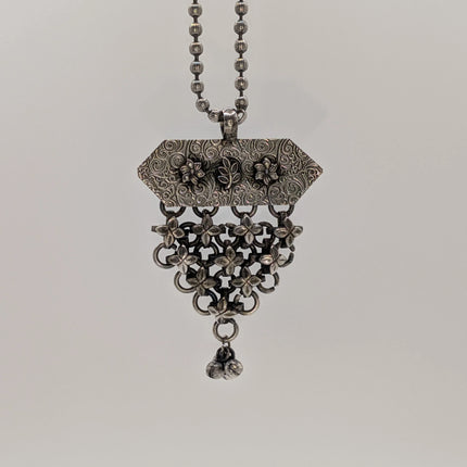 Floral Lattice Pendant Necklace on Oxidised Bead Chain – Swirl Engraving, Indian Artisanal